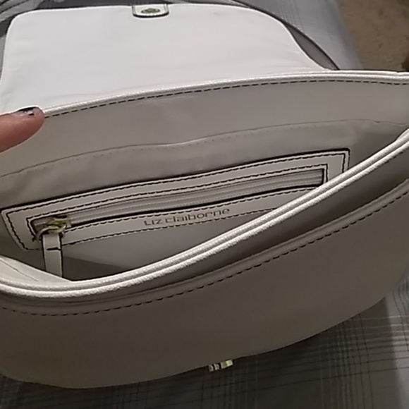 Hand bag - Picture 2 of 3